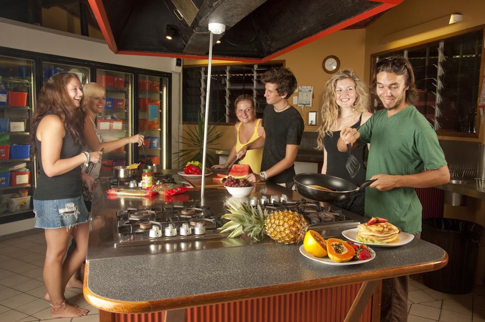 Dougies Backpackers Resort Port Douglas Exterior photo